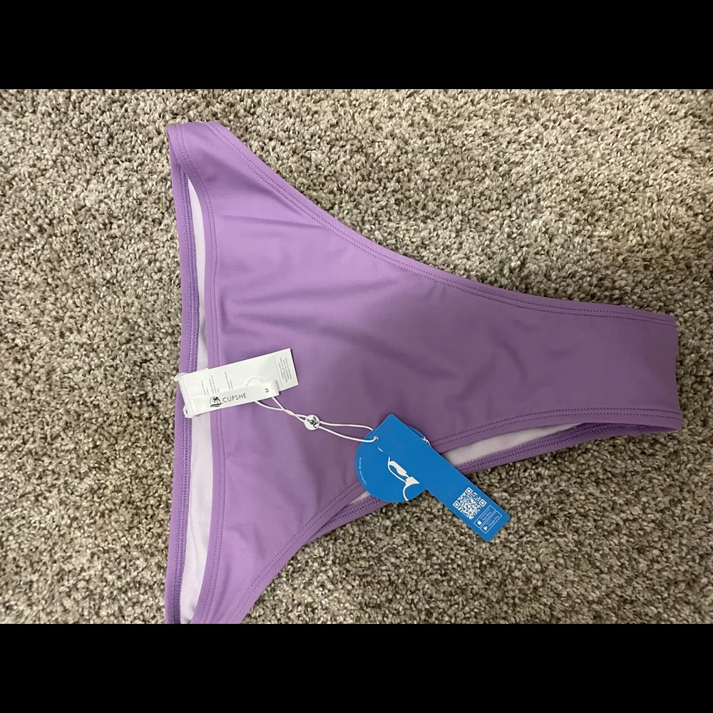 Cupshe swim bottoms! Super cute and easy to match with any top. Never worn/NWT!